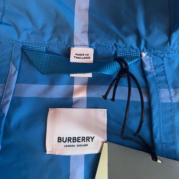 Burberry Emily Nova Check lightweight Jacket, NEW - Picture 15 of 16